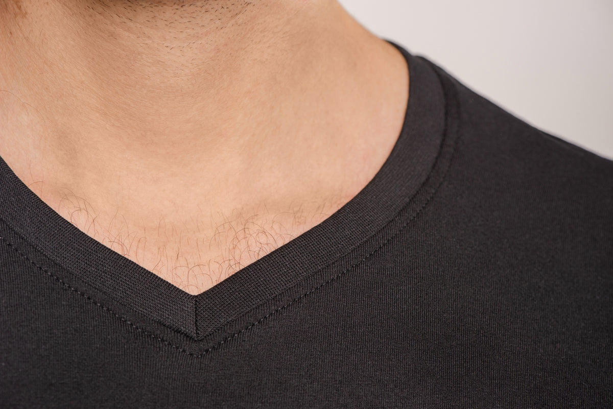 Men´s Luxury V-Neck Tees